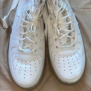 White Multi / Multi ll